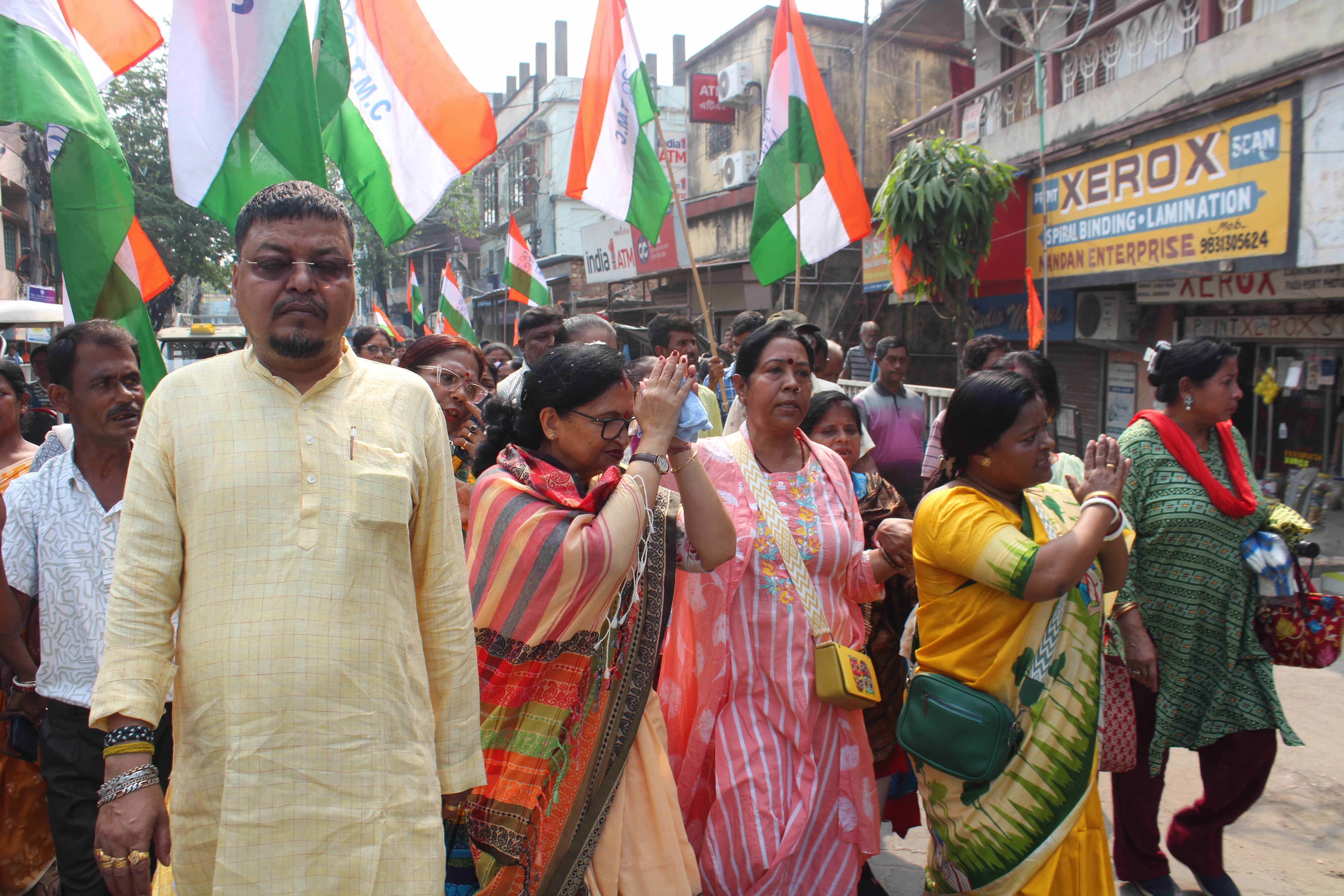 জনসভায় বক্তব্য